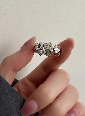 复古做旧方块笑脸戒指女ins小众设计时尚个性字母开口食指戒尾戒
