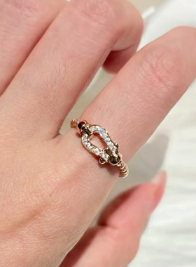 扭纹马蹄戒指女纯银玫瑰金18k轻奢ins不掉色麻花情侣指环黄金白金