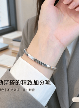 纯纯匠心足银幸运纯银999手镯气质高级光面推拉实心送女友闺蜜礼