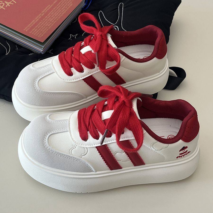 红色苹果鞋子厚底增高2025秋冬新款德训板鞋女运动面包鞋平底圆头,淘宝优惠券,粉丝福利购,淘宝优惠卷