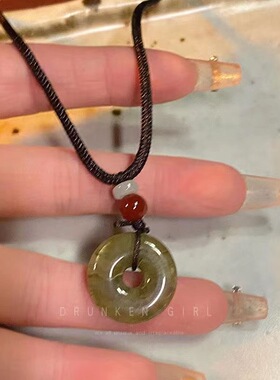 一栗珍珠项链轻奢女高级感