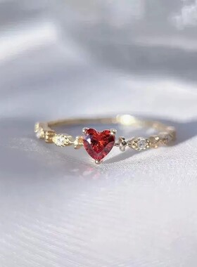 纯银戒指石榴石水晶红宝石女尾戒红钻红色爱心心形桃心18K闭口
