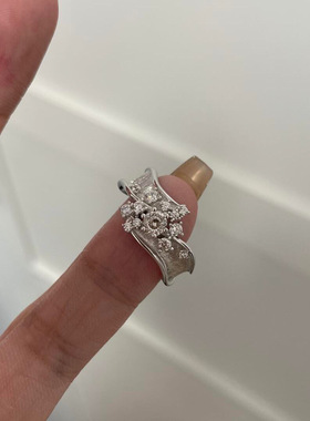 中古风拉丝繁花闪钻宽版戒指轻奢高级感小众设计清冷感食指戒指环