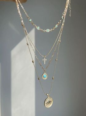 biuboom复古花朵十字镂空项链