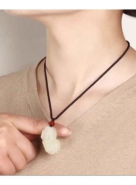 新疆和田市石英岩金丝玉白玉貔貅吊坠貔貅玉坠男女款吊坠玉石挂件