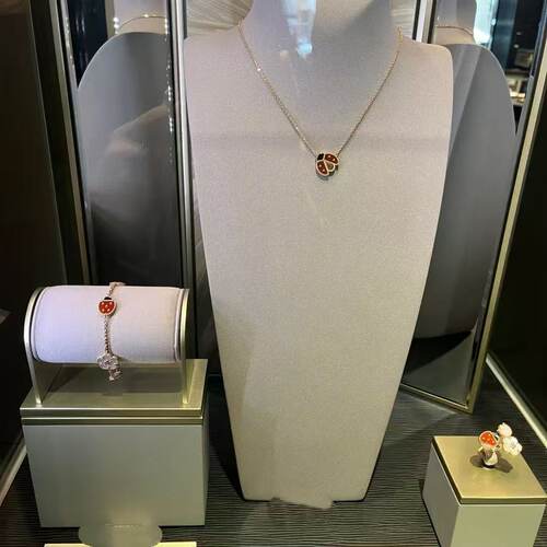 终端精工Lucy Sprng颈饰瓢虫锁骨链红玉髓玫瑰金项链女五花手链 - 图0