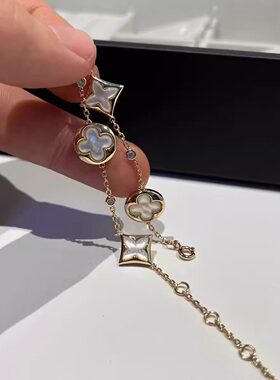 新品2026高版本新款圆菱形老花项链天然贝母锁骨链