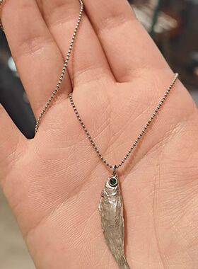 咸鱼翻身!可爱创意银色小咸鱼项链女不掉色设计高级感锁骨链小众