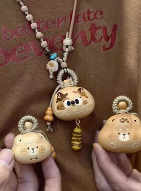 卡通可爱小猫编织串珠项链2025新时尚小众设计感毛衣链高级感颈链