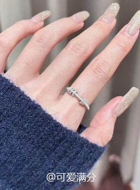 「雾屿时光」法式复古闪钻银色跑环戒指轻奢千金感精致气质食指戒