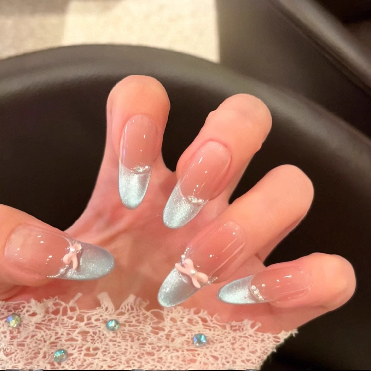 清冷蓝色爆闪猫眼穿戴甲中长款2025年新款高级感短款夏日美甲贴片,淘宝优惠券,粉丝福利购,淘宝优惠卷