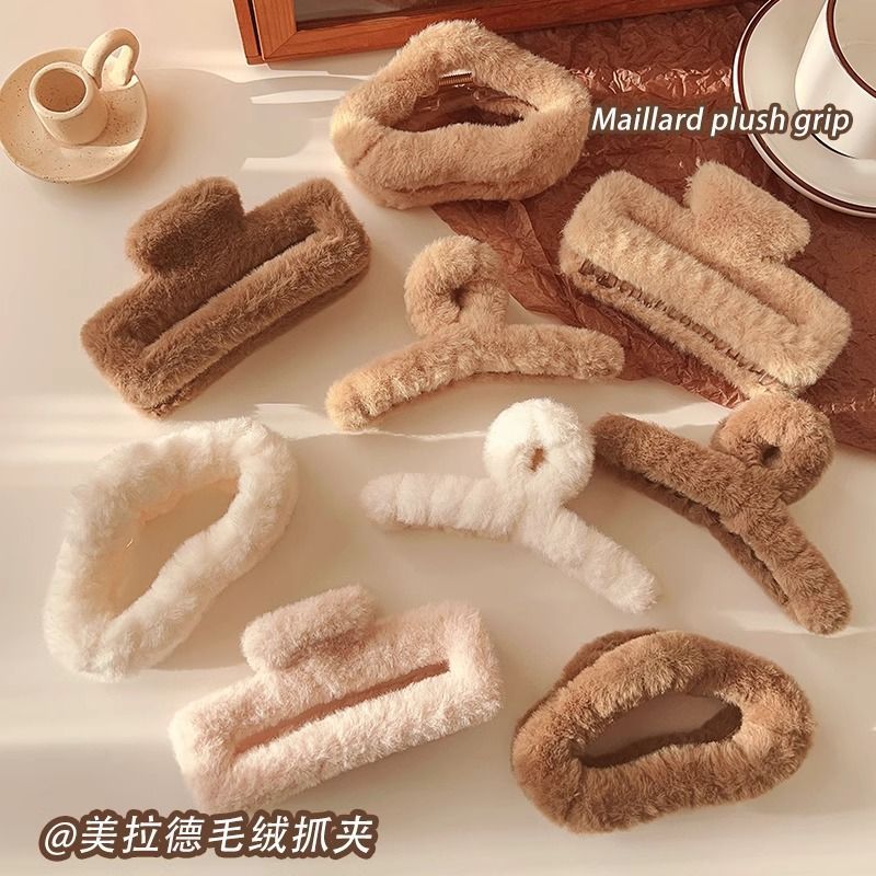 2024新款超大号毛绒抓夹秋冬发夹女毛毛夹高级感后脑勺鲨鱼夹头饰 - 图0