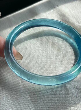 海蓝宝冰种冰透蓝手镯天空蓝玉镯子2026新款小圈口正圈少女款礼物