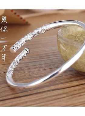 古风铃铛手镯手链新款女镯子年轻款生日礼物儿童礼竹节光面繁花