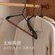 High-end solid wood iron art wide-shouldered large clothes hanger with support light luxury high-end wardrobe special clothes hanger for wedding suit shooting