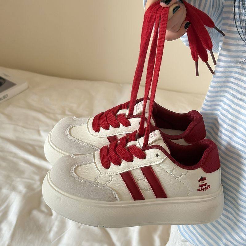 红色苹果鞋子厚底增高2025秋冬新款德训板鞋女运动面包鞋平底圆头,淘宝优惠券,粉丝福利购,淘宝优惠卷