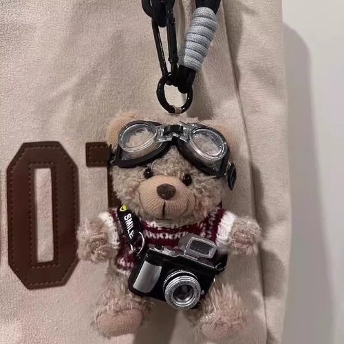 原创相机小熊书包挂件可爱包挂饰毛绒玩偶公仔情侣钥匙扣礼物小八 - 图3