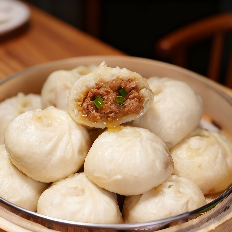 手工发面,皮薄汁多,速冻锁鲜,传统工艺,即享鲜肉早餐包!儿童也爱吃,省时省力,上班族宝妈的快手美味选择!速抢!!! 正宗老面发酵鲜肉小笼包6个*4袋【共24个】