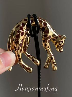 独特野性魅力~黑金钱豹吊坠项链女时髦老钱风长款毛衣链辣妹配饰