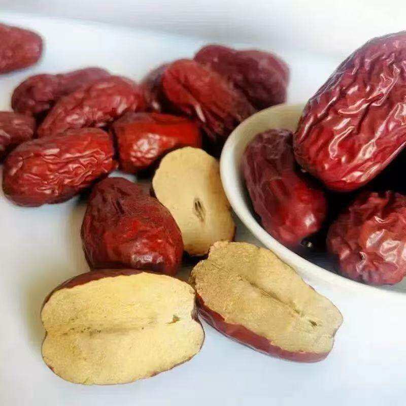 正宗新疆和田大枣900g骏枣精品包装红枣核小肉厚煲汤煮粥枣子红枣