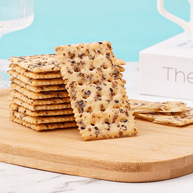 奇亚籽三色藜麦苏打饼干咸味酥脆苏打饼淡碱抗饿饱腹健身休闲零食