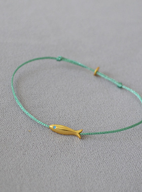 法国小众设计蓝色丝线编织复古金色锦鲤小鱼简约极细手链手绳叠带