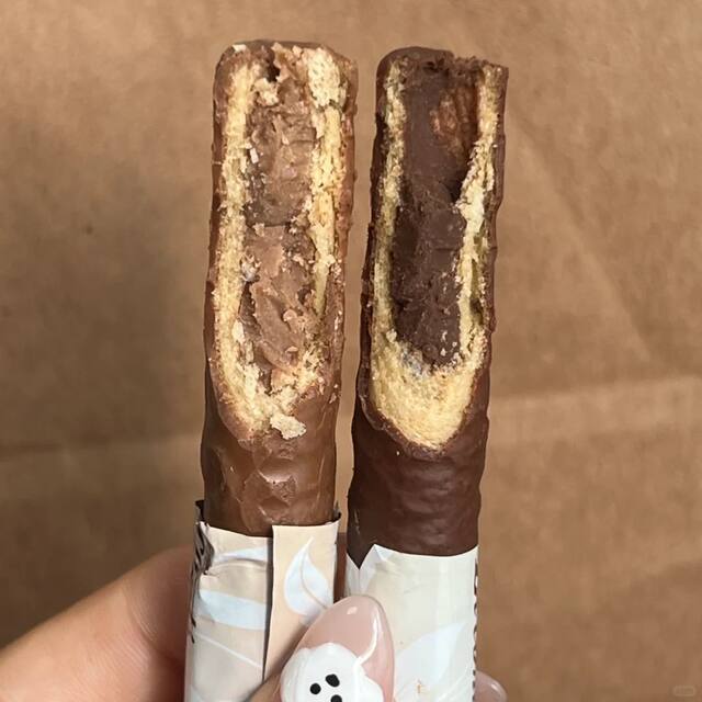 Golden Empire's homemade sandwich chocolate bar pure cocoa butter