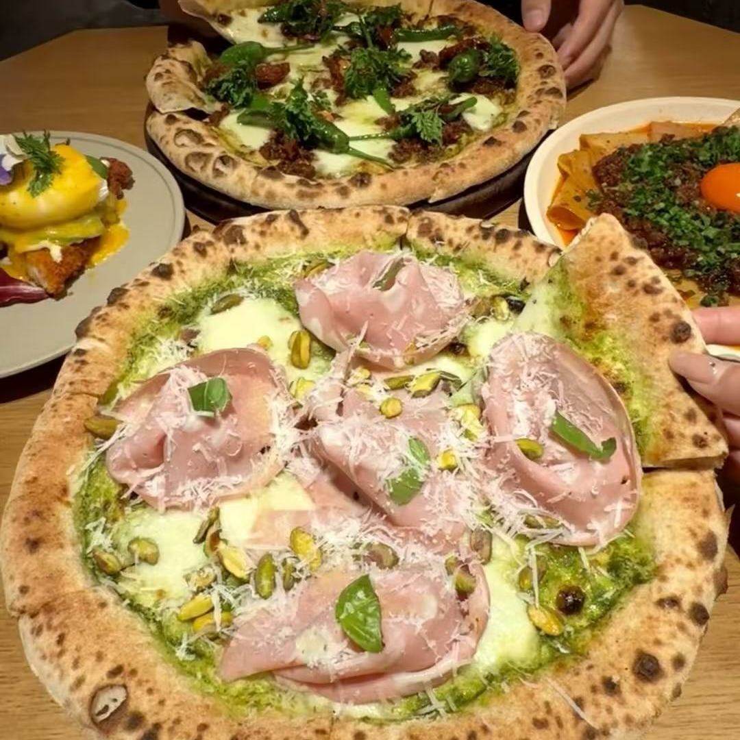 罗勒青酱披萨意式预制手拍薄底那不勒斯拿波里披萨网红同款批发,淘宝优惠券,粉丝福利购,淘宝优惠卷