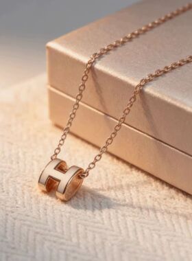 H项链女珐琅字母V金锁骨链拼色吊坠mini大号气质高级感轻奢百搭