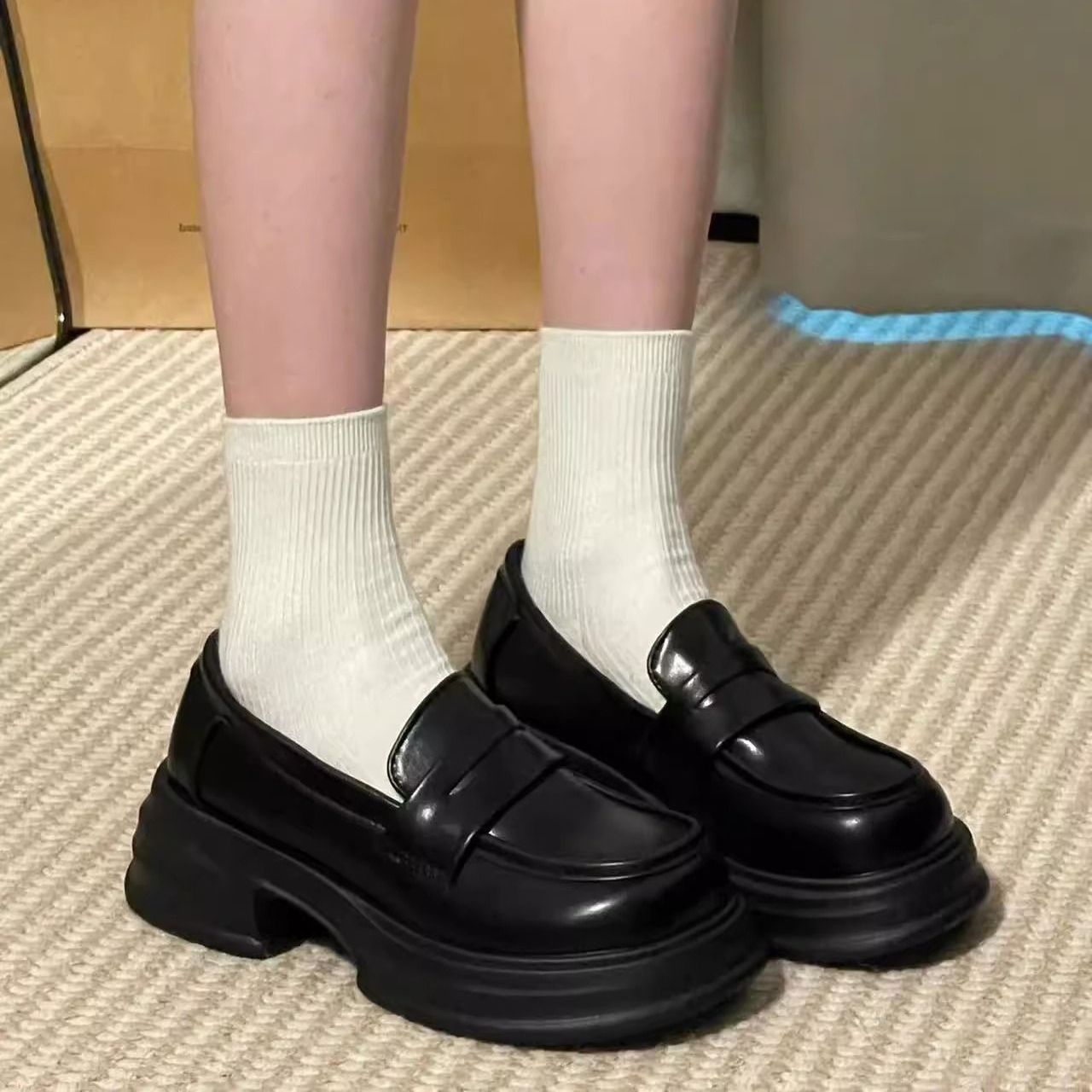 圆头厚底英伦乐福鞋女2025新款复古百搭jk正装单鞋黑色粗跟小皮鞋 - 图0