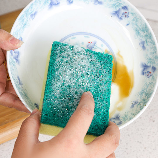 Household cleaning sponge