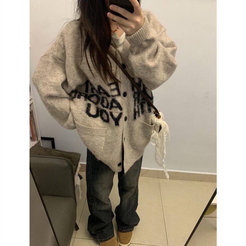 软糯慵懒风毛衣开衫女秋冬字母提花宽松大码内搭穿搭针织外套潮,淘宝优惠券,粉丝福利购,淘宝优惠卷