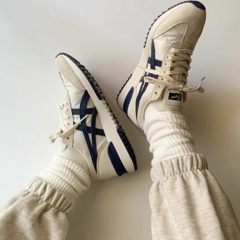 Onitsuka Tiger/鬼冢虎新款限定真皮经典款白红蓝阿甘鞋 1183A194 - 图0