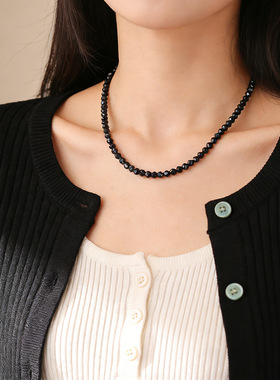 高级感细款黑色尖晶石项链女百搭显瘦锁骨链小众合成黑尖晶颈链
