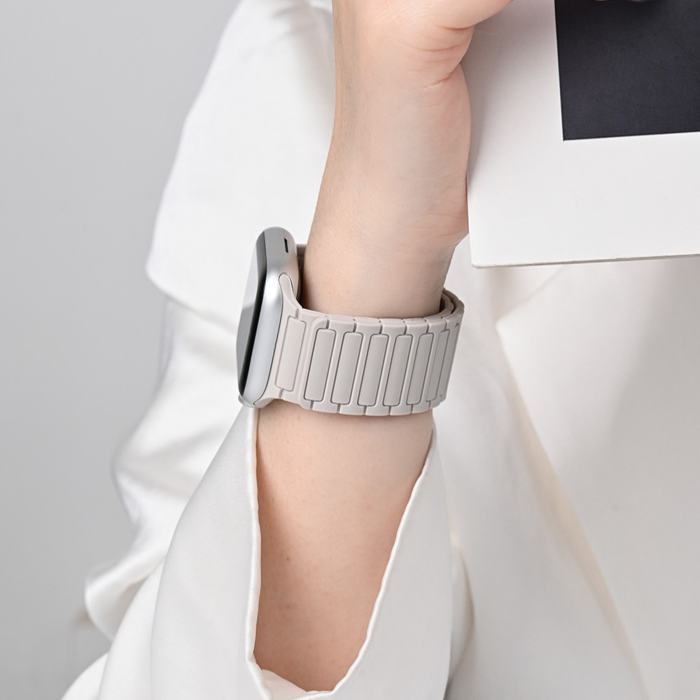 张倩仪同款适用S10苹果手表iwatchS11表带applewatch9磁吸硅胶S8腕带Ultra女款SE运动男S7新款6/5/4/3/2/1 - 图0
