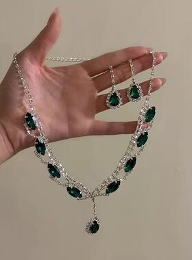 财阀千金复古宫廷风项链女仿绿宝石锁骨链晚礼服配饰爆闪水滴