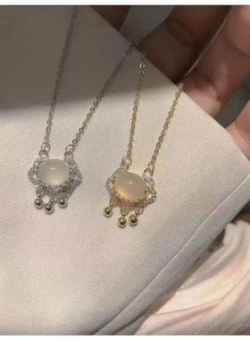 福牌项链锁骨链女颈链女银金色儿童礼物生日新年蝴蝶平安锁