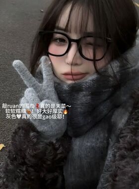 2026新款女灰色高级感围巾百搭披肩格子冬季保暖围脖情侣氛围外套