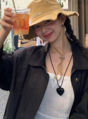 fever博主同款皮质爱心项链感黑色心形ins黑绳皮革吊坠毛衣链
