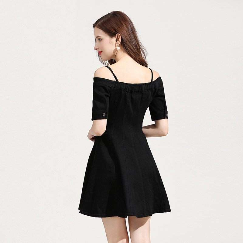 only . lu2020春夏一字肩字连衣裙 乐儿雅服装店连衣裙