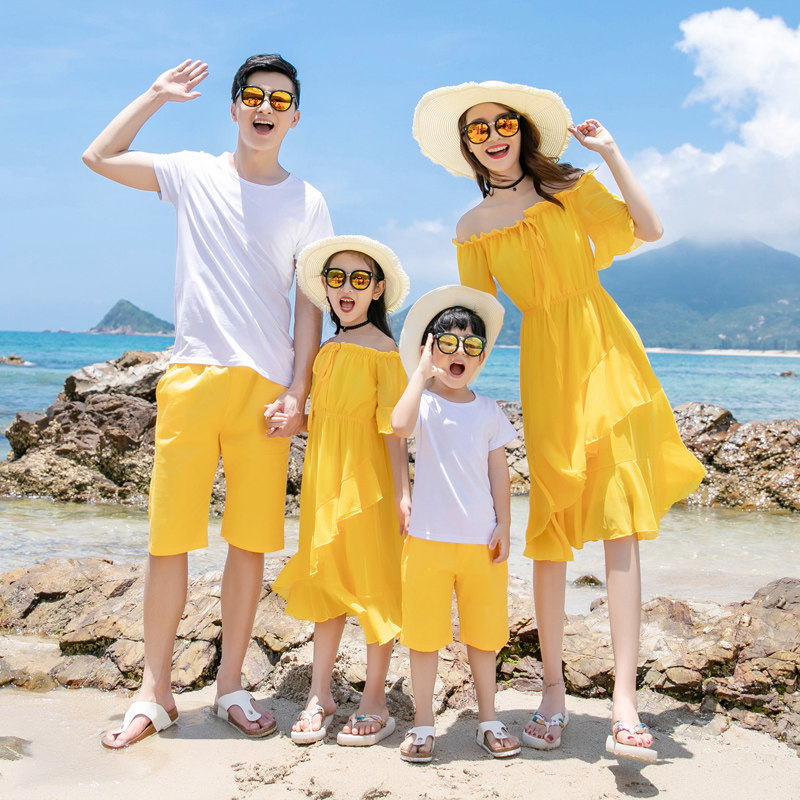 亲子装一家三口海边度假沙滩裙高端洋气母女装连衣裙四口出游长裙,淘宝优惠券,粉丝福利购,淘宝优惠卷