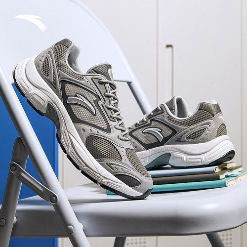 安踏千禧8丨银色复古休闲鞋男2025冬季新款透气运动鞋子112528891 - 图0