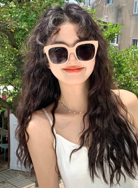 新款粉色多巴胺风女式墨镜