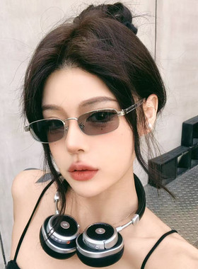 极简金属边防紫外线显瘦女墨镜