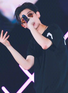 范丞丞同款茶色朋克太阳镜潮人