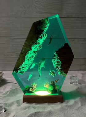 海龟 鲸鲨和潜水员树脂夜灯木制工艺品独特的装饰送给家人的礼物