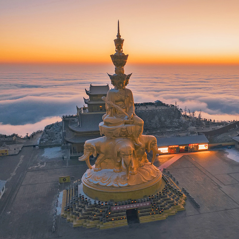 峨眉山金顶乐山大佛一日游含门票纯玩成都周边黄龙溪跟团1天旅游-图1