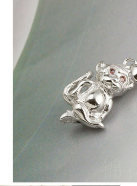 小猴子纯银吊坠女999足银十二生肖吊坠纯银属相项链锁骨链子银饰