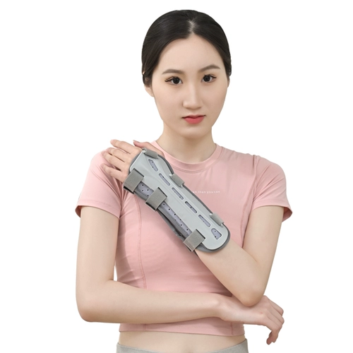 Медицинское запястье запястье зафиксировало кронштейны после работы запястья правителя из железнодорожного сухожилия Реабилитация