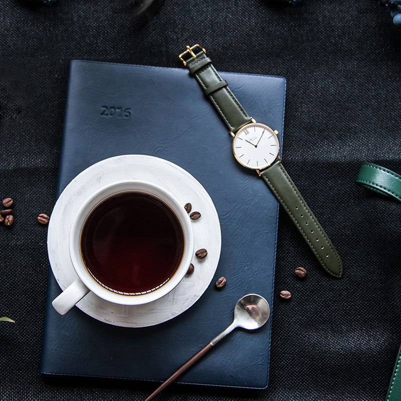 飞亚达唯路时男士手表石英表超薄防水真皮带学生韩版简约复古正品